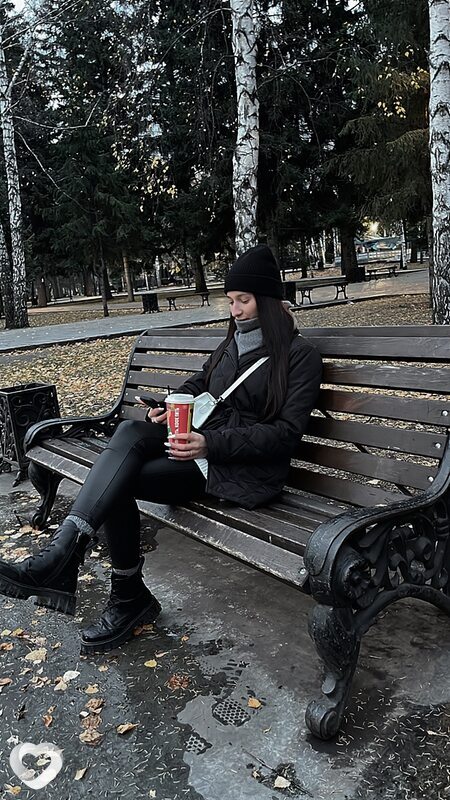 Аня