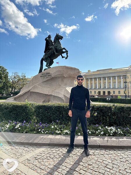Виктор