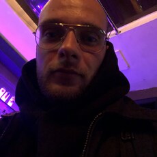 Толя