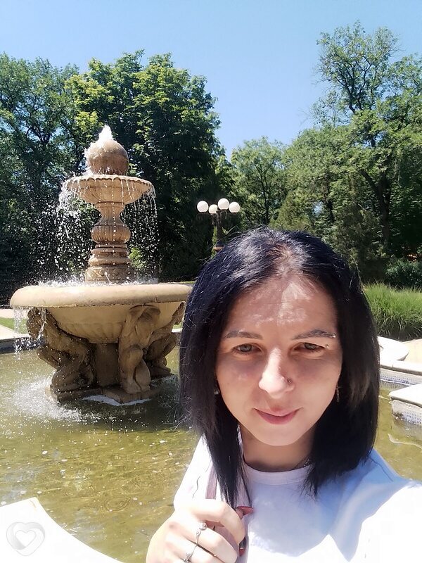 Ева