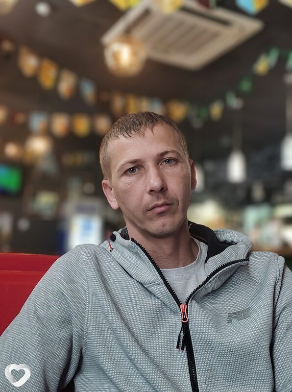 Артём