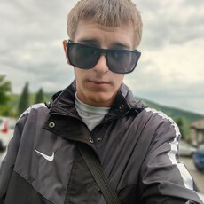 Яша