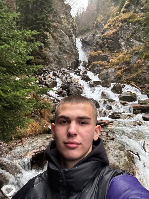 Свят