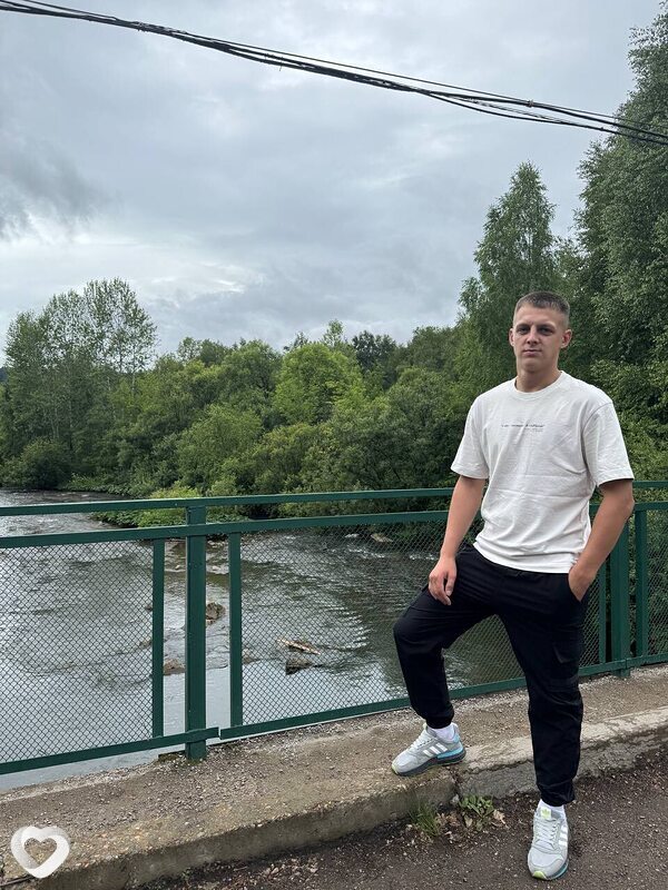 Виктор