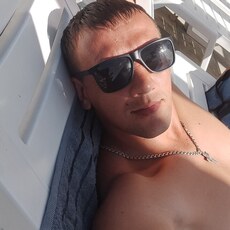 Валя