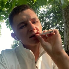 Женя