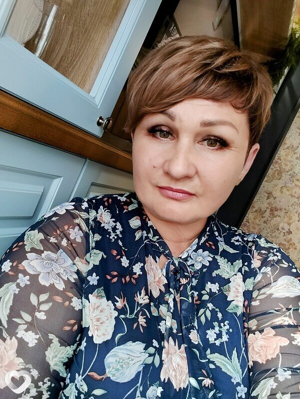 Аня