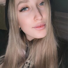 Оля