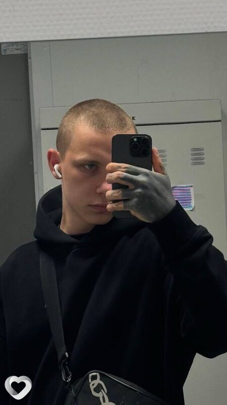 Лев