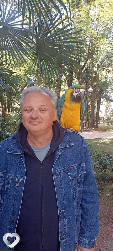 Виктор