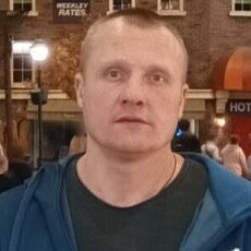 Илья