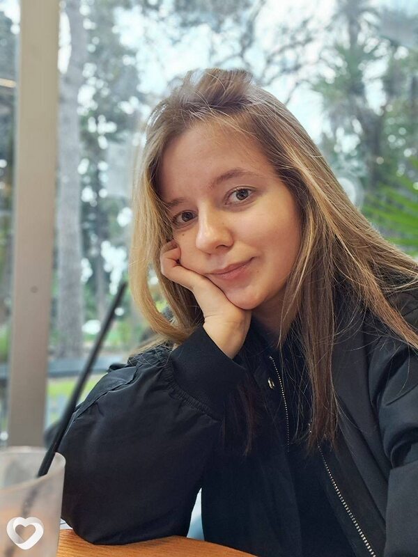 Полина