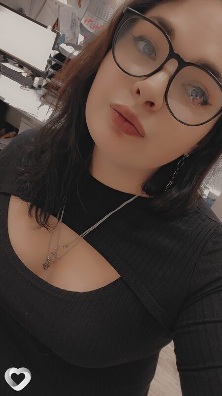 Аня