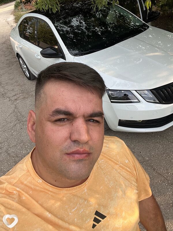 Денис