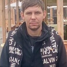 Валя