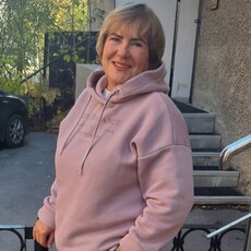 Полина