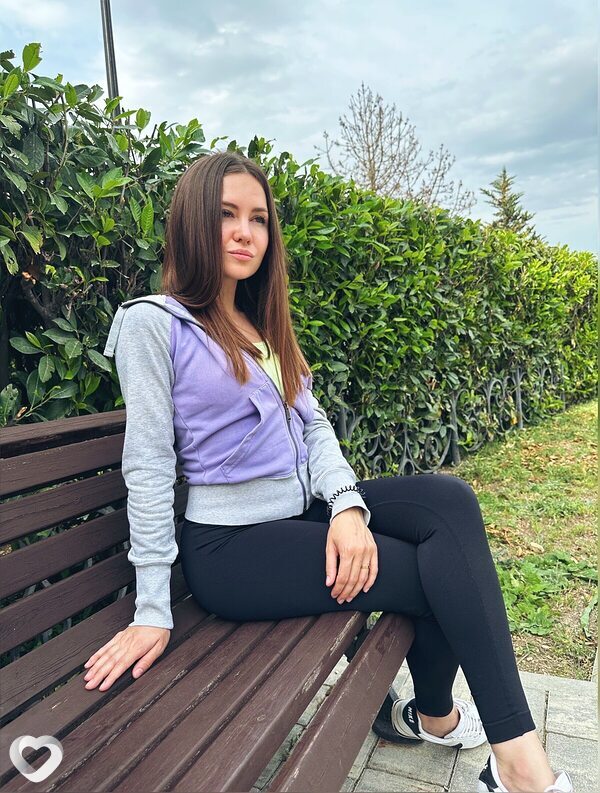 Яна