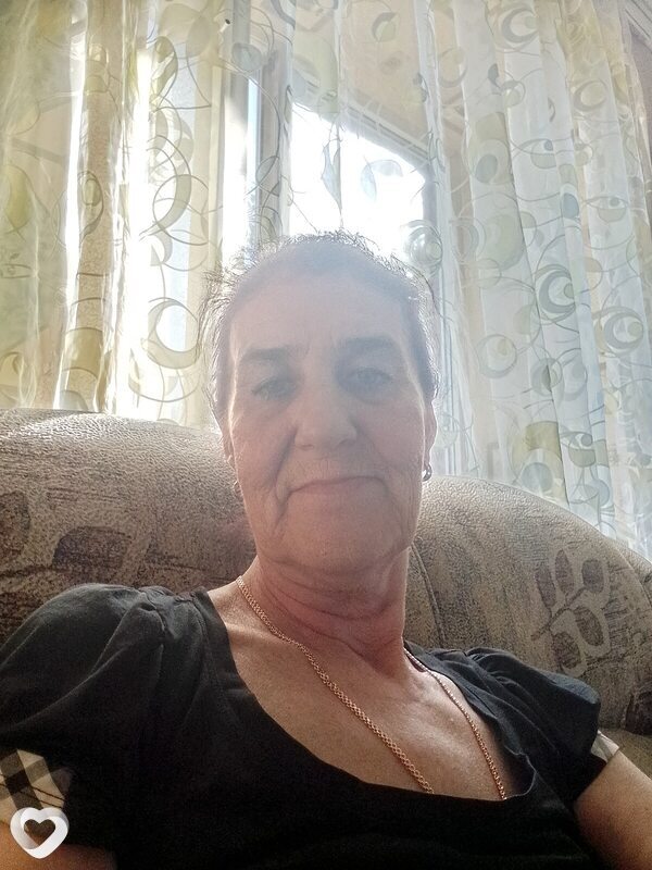 Полина