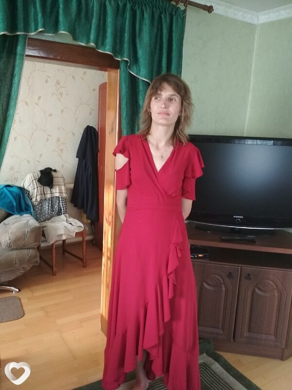Оля