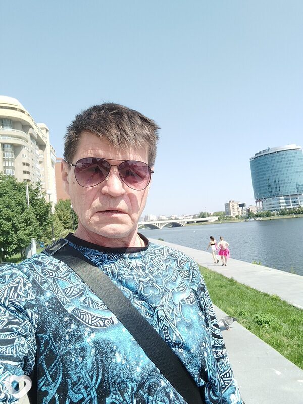 Лёва