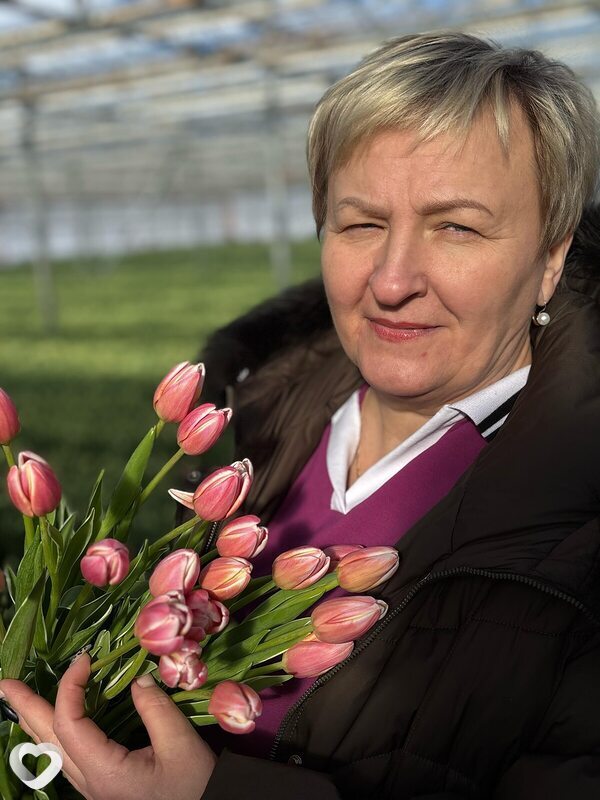Ева