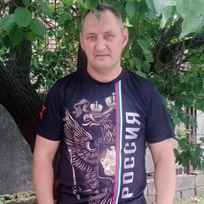 Артём