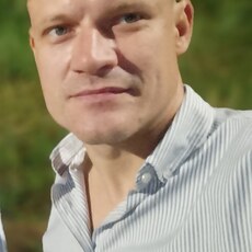 Артём