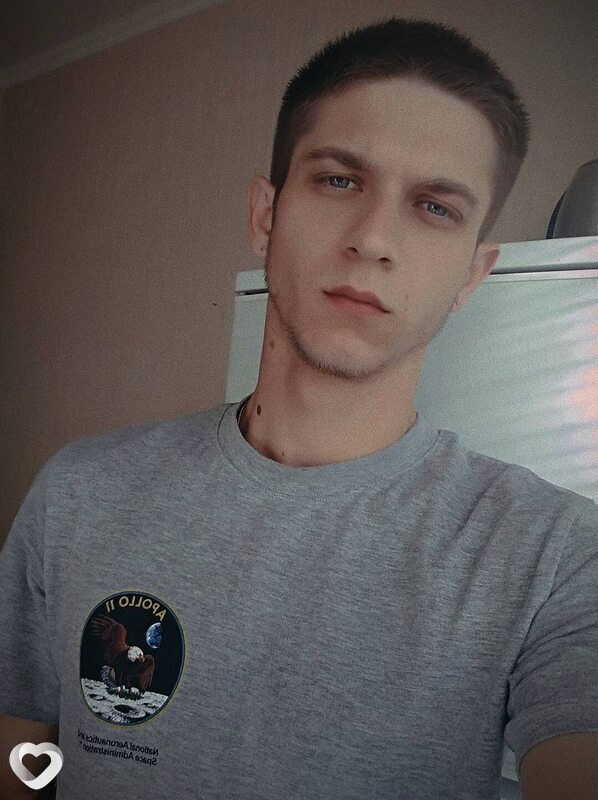 Денис