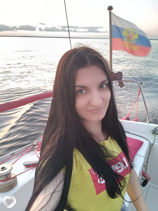 Надя