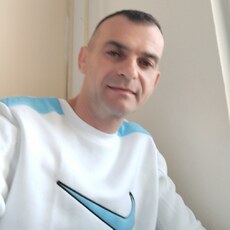Лаврик