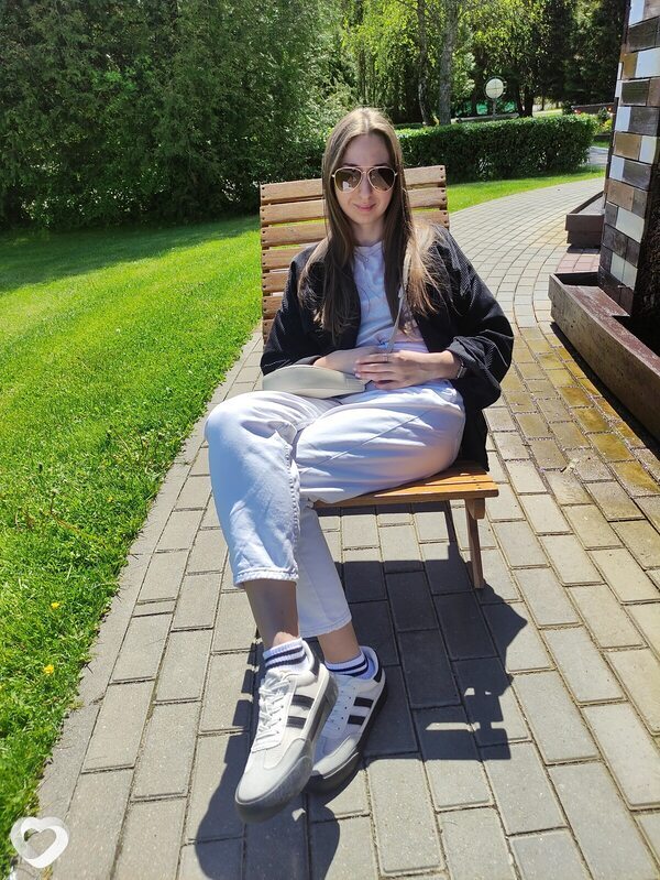 Женя