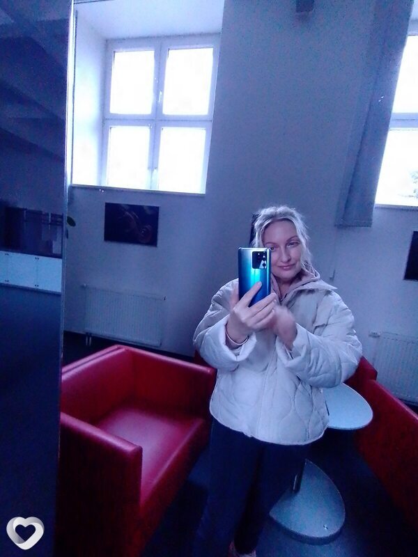 Ева