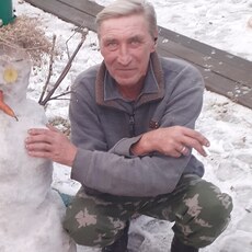 Валя