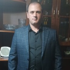 Валя