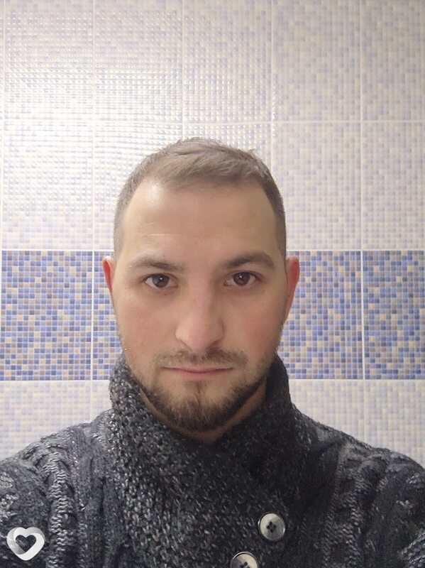 Женя