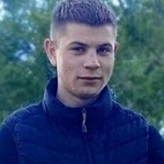 Артём