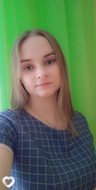 Аня