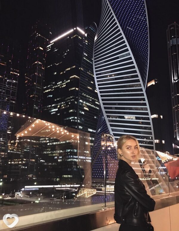 Юля