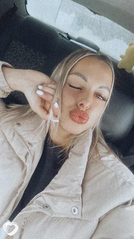 Маша