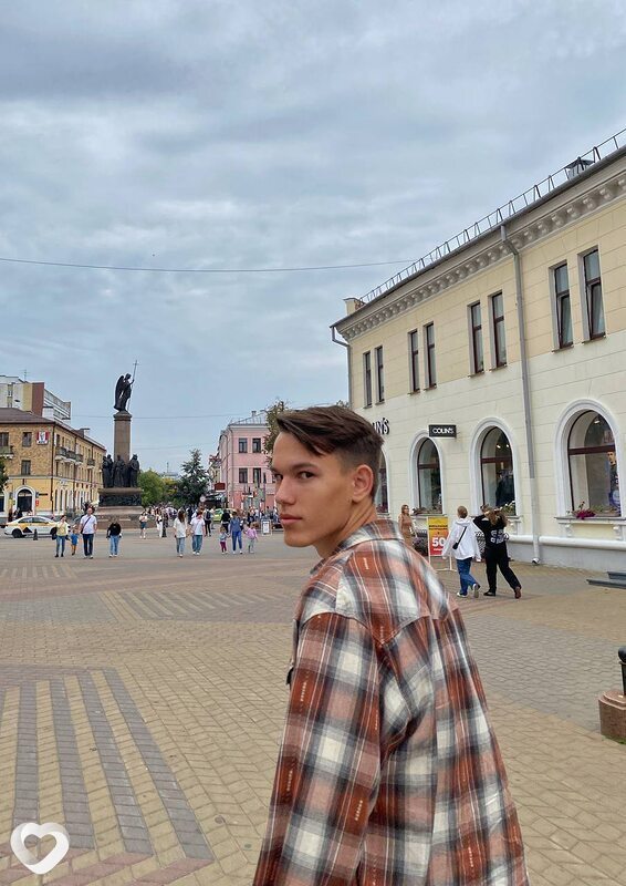 Лёва
