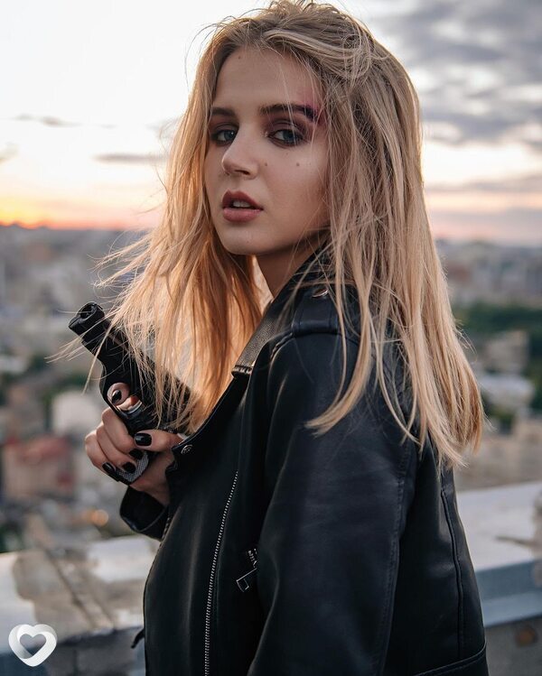 Аня