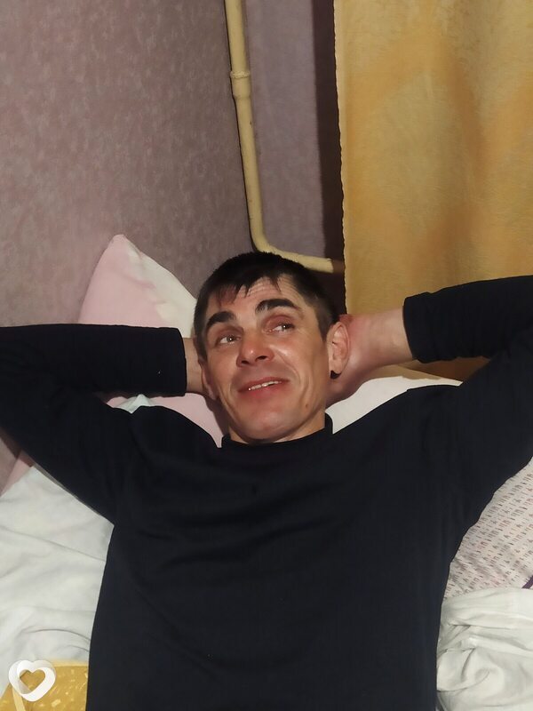Артём