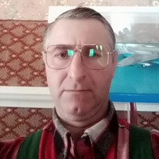 Артём