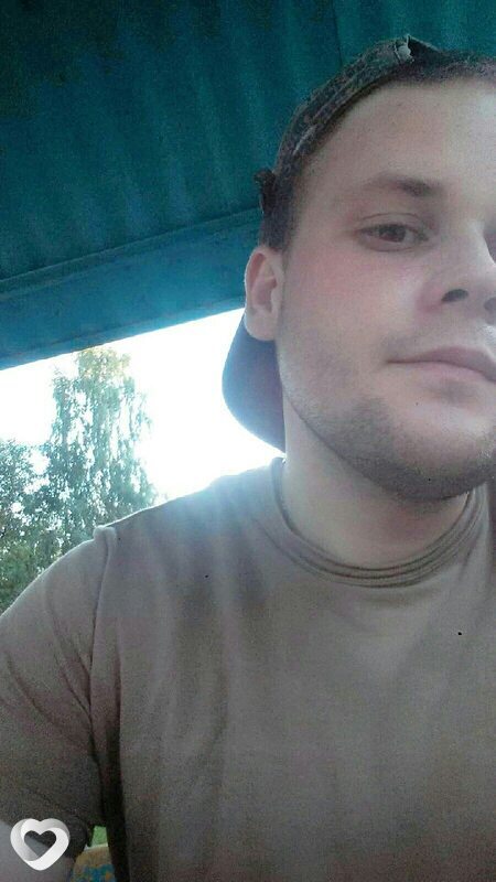 Толя