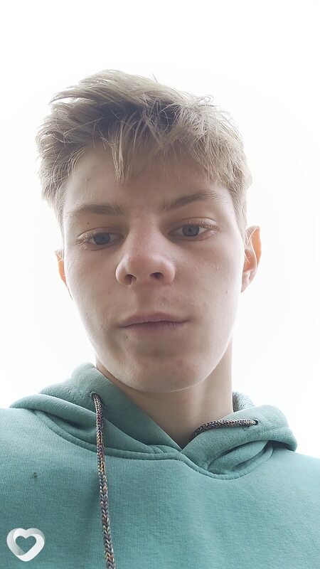 Лёня