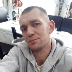 Артём