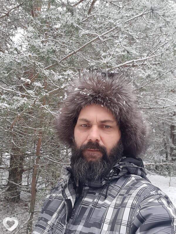 Артём