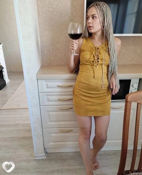 Женя