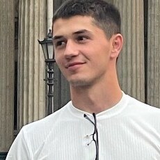 Максим