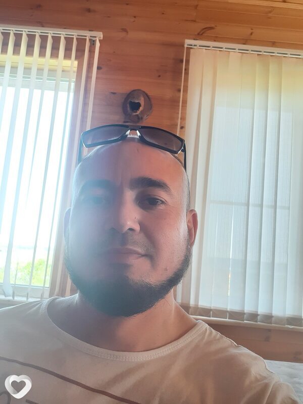 Валя